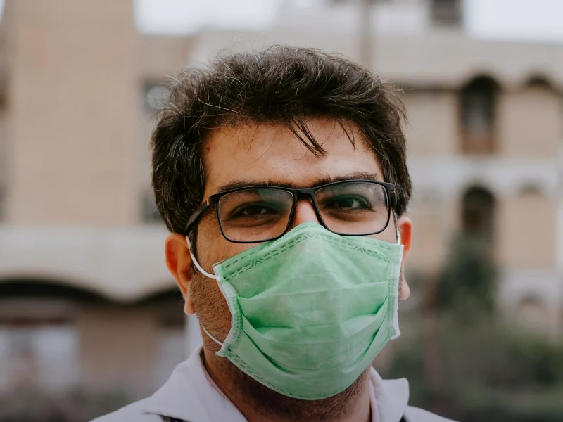 Doctor in a clinic representing SEO for doctors and hospitals in Karachi